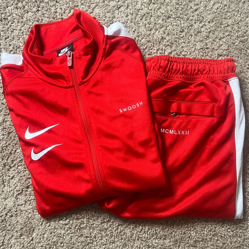 Mens Swoosh Nike Tracksuit